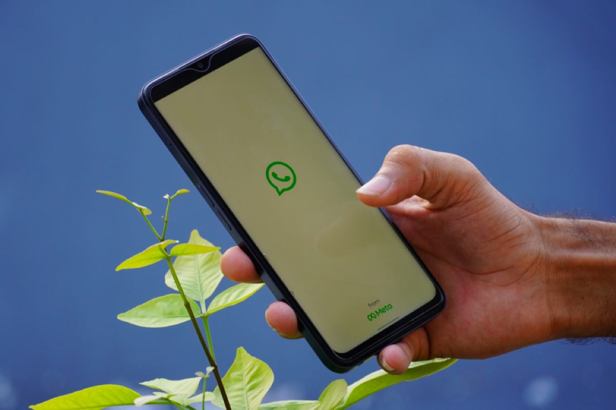 WhatsApp