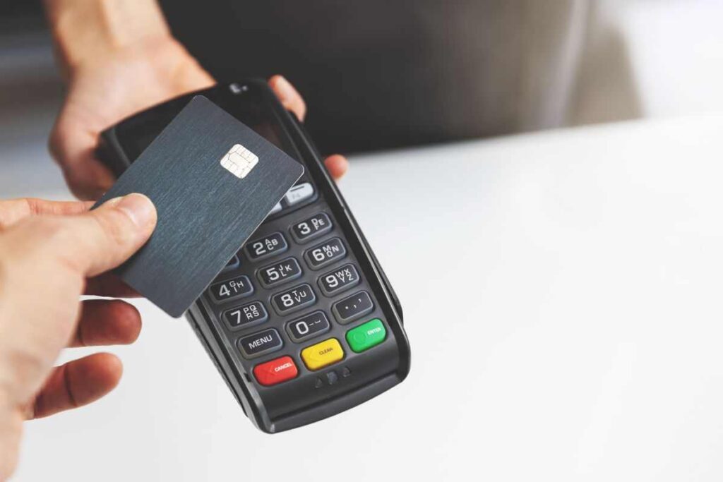 pos e truffe, salva il tuo bancomat con questo trucco